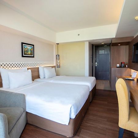 Ramada By Wyndham Bali Sunset Road Kuta Otel Seminyak Dış mekan fotoğraf