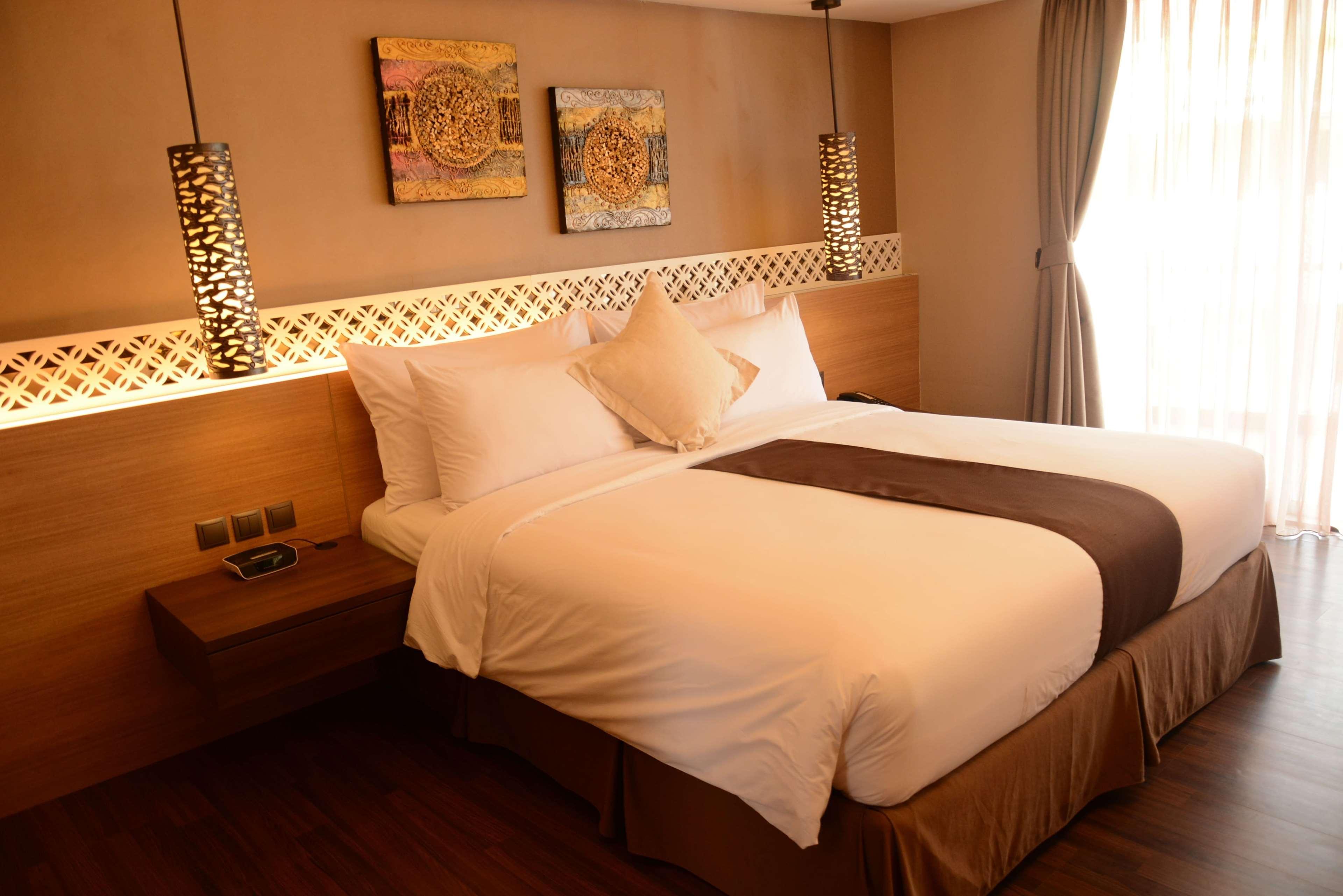 Ramada By Wyndham Bali Sunset Road Kuta Otel Seminyak Dış mekan fotoğraf