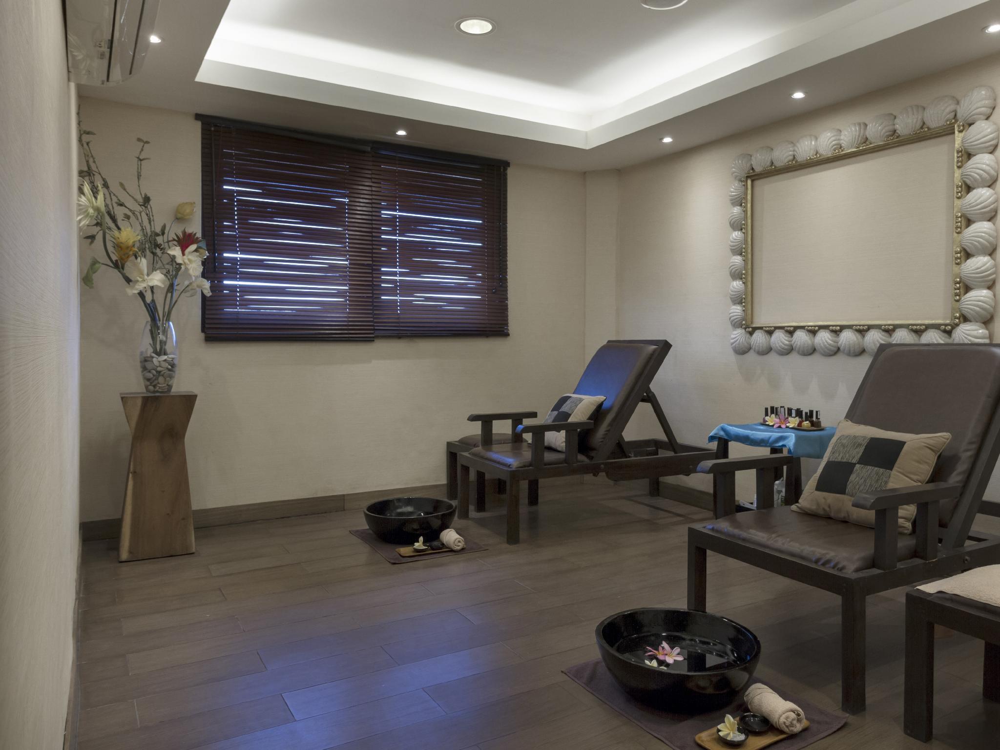 Ramada By Wyndham Bali Sunset Road Kuta Otel Seminyak Dış mekan fotoğraf