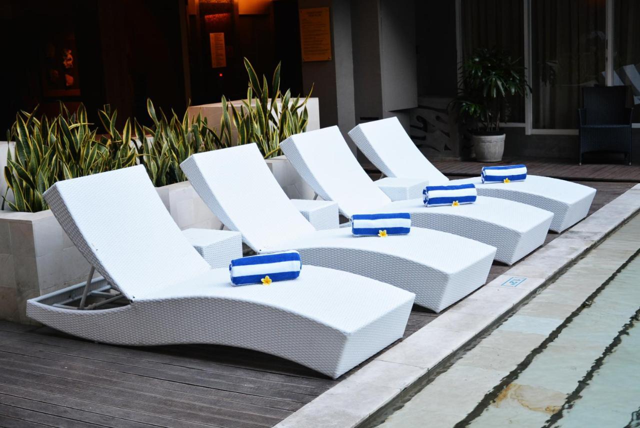Ramada By Wyndham Bali Sunset Road Kuta Otel Seminyak Dış mekan fotoğraf