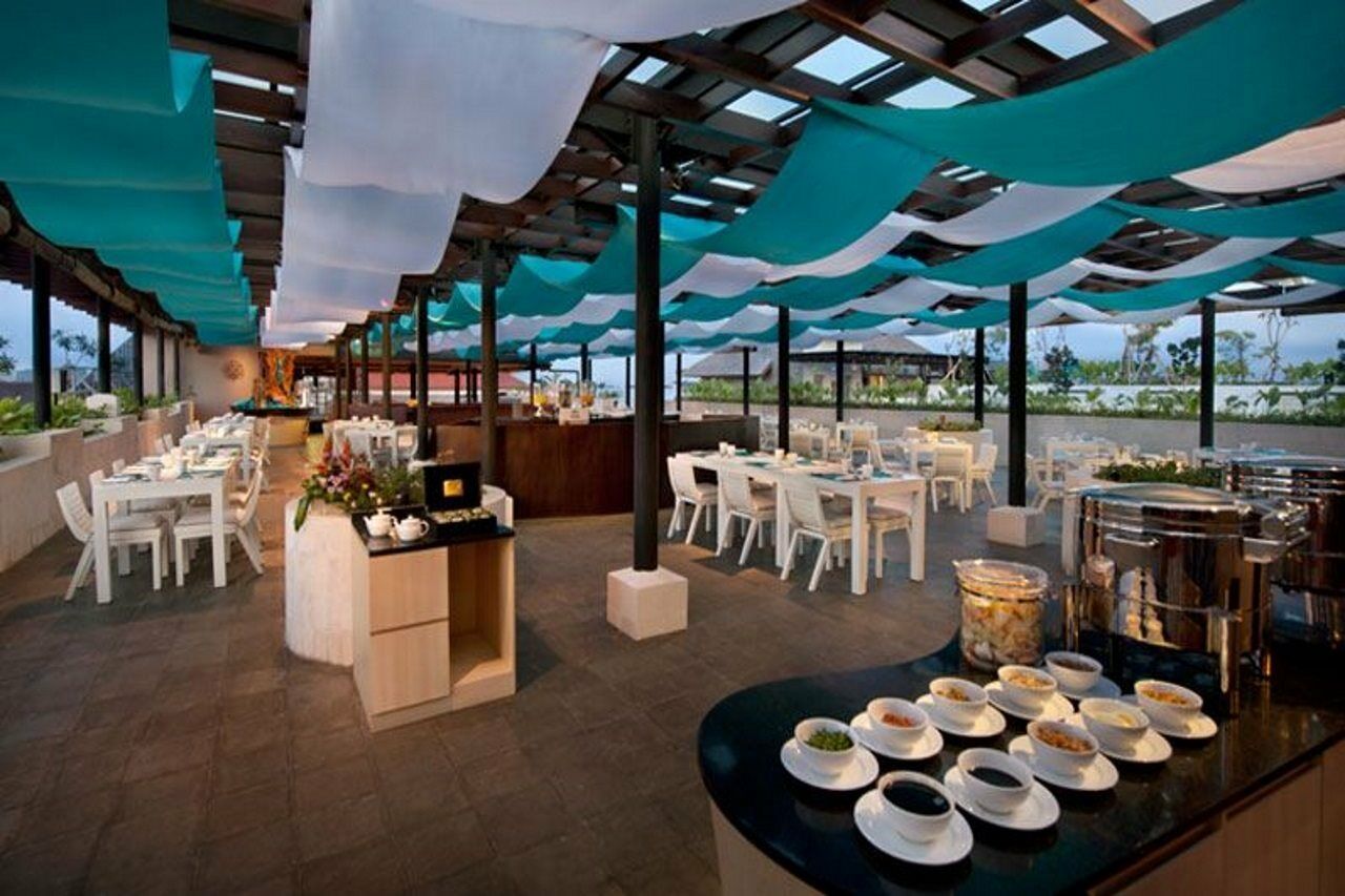 Ramada By Wyndham Bali Sunset Road Kuta Otel Seminyak Dış mekan fotoğraf