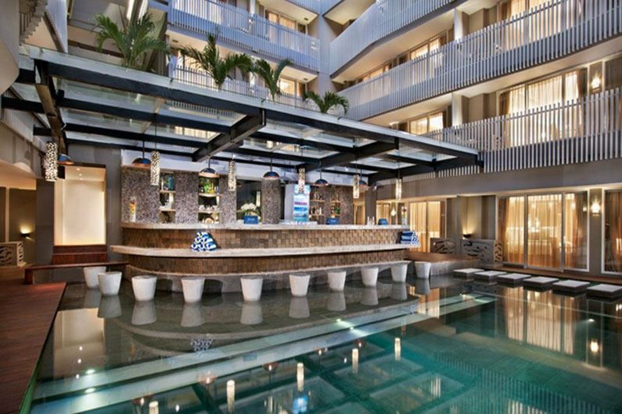 Ramada By Wyndham Bali Sunset Road Kuta Otel Seminyak Dış mekan fotoğraf