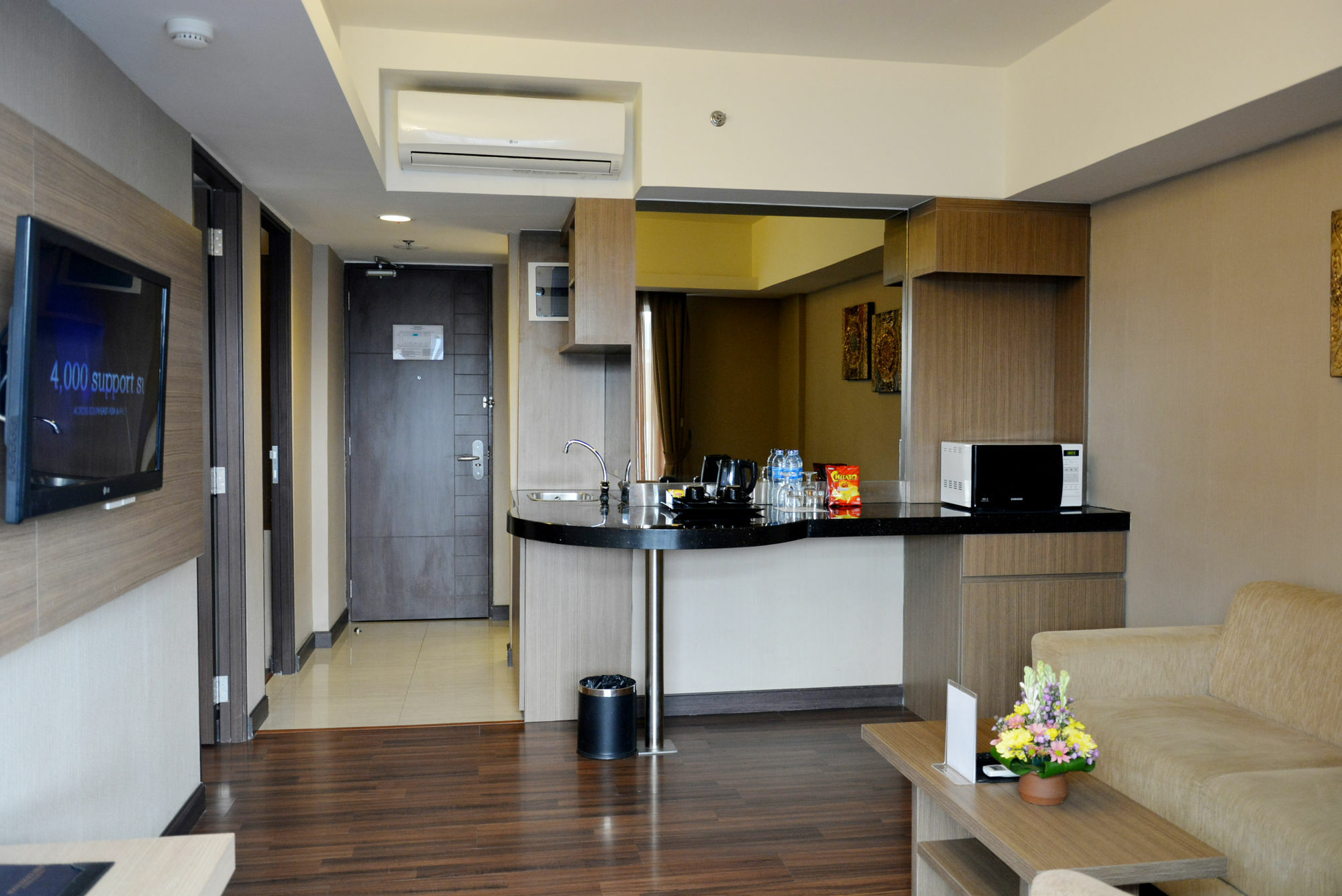 Ramada By Wyndham Bali Sunset Road Kuta Otel Seminyak Dış mekan fotoğraf